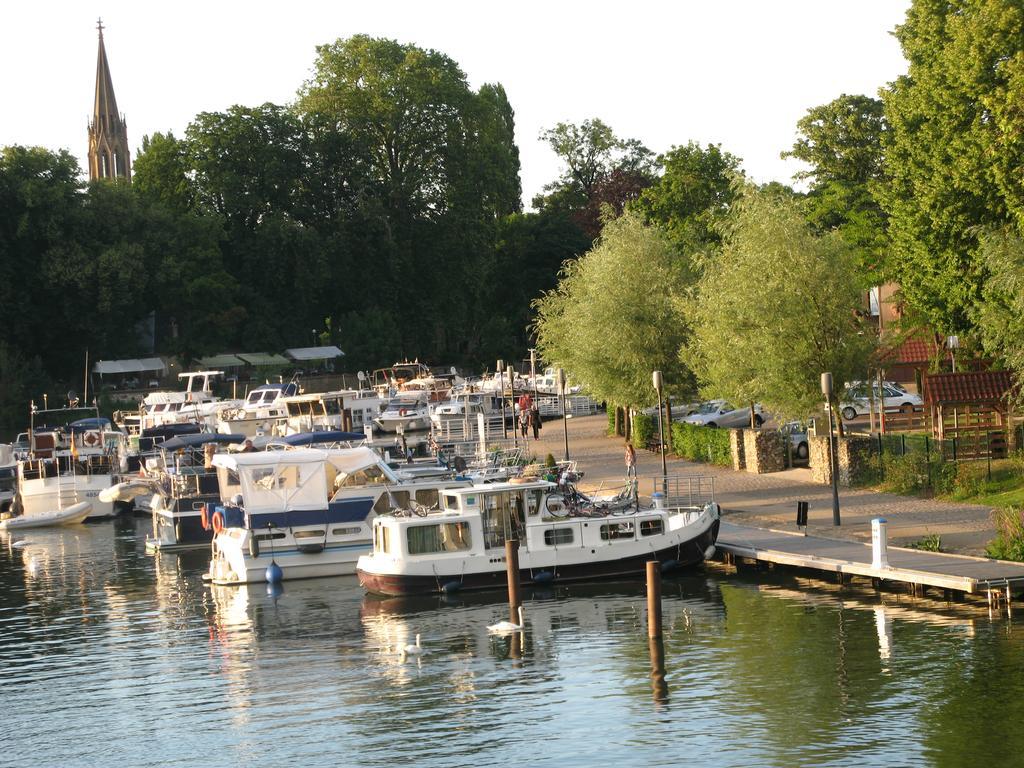 Les De L'ile *